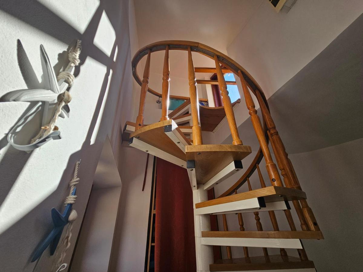 Studio Mare Fuori With Terrace Ровінь Екстер'єр фото
