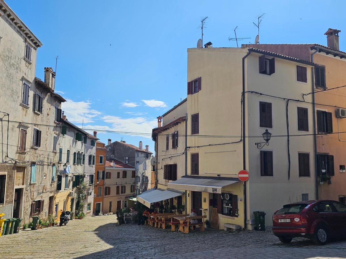 Studio Mare Fuori With Terrace Ровінь Екстер'єр фото